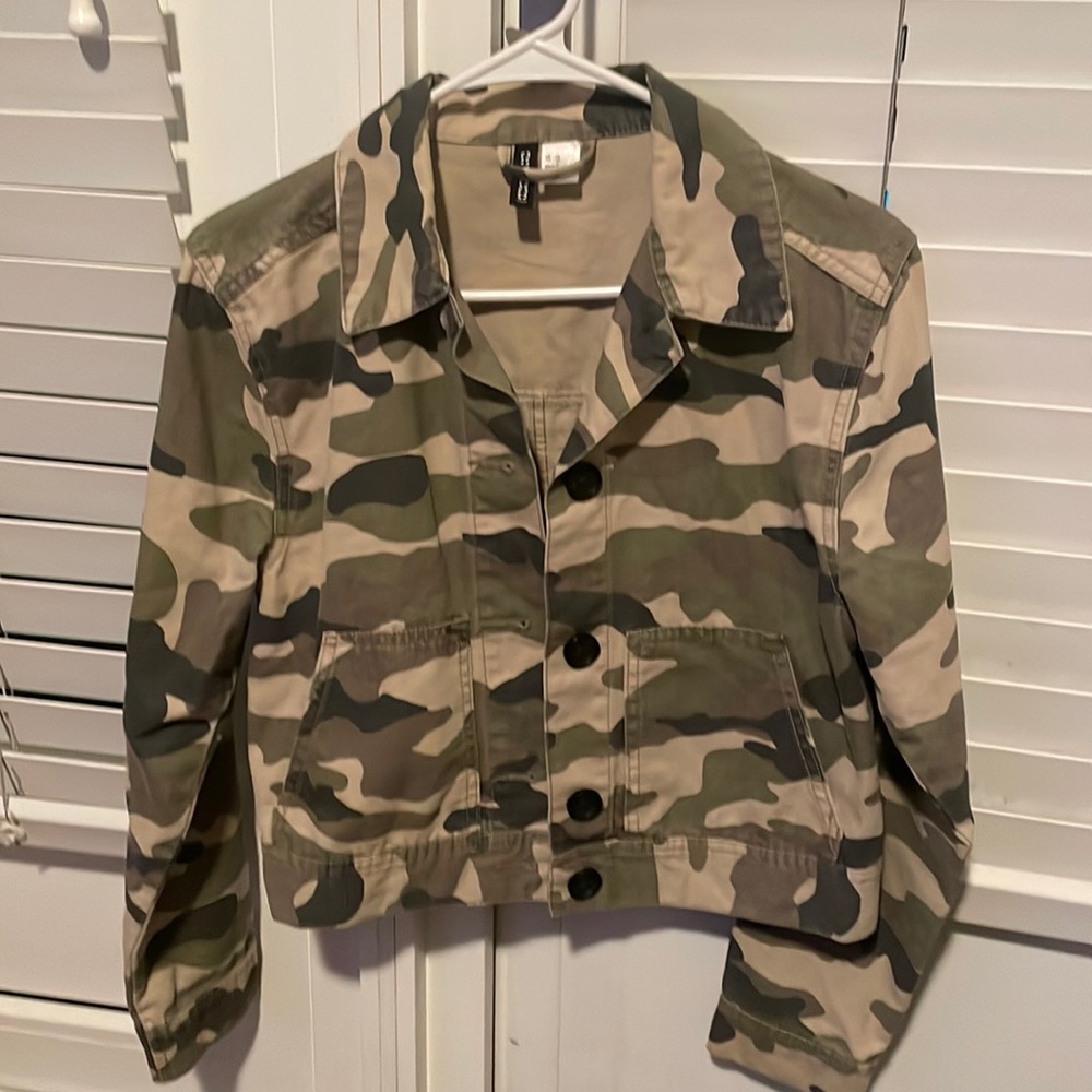 H&M Divided Army Print Jacket